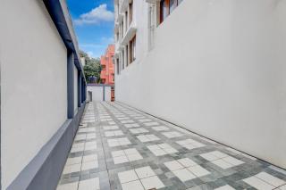 Super Townhouse Passport Office Saligramam Formerly K.K Nagar Residency - 2