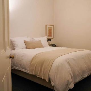 Charming Fitzroy Terrace Walk, Dine & Explore - 2
