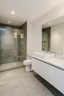 Two-Bedroom Apartment near 5th Ave and Gym - 3