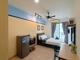 7PX Cozy 4BR Home, Emporis KD Near Segi Uni, IOI Mall & Thomson Hospital - 2