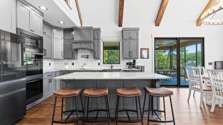 Gray Fox Lodge by AvantStay - 8