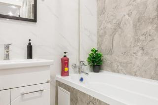 Кэпитал красная - 1