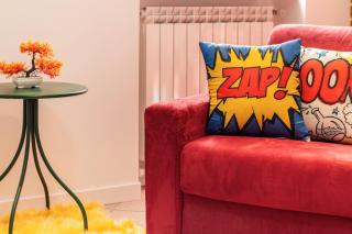 Black & White or Pop Art - Design Apartments with Parking & WiFi - 2