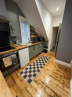 FRESH Flat in Leek, Staffordshire - 3