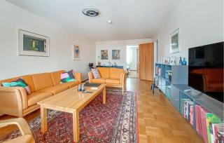 2 Bedroom Cozy Apartment In Hyltebruk - 2
