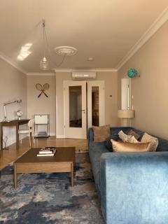 CLS Moderne City-Wohnung Hamburg Tiefgarage, Klimaanlage, Free-TV, 65 Zoll Smart-TV, E-Laden, Balkon, Parken, Nespresso Maschine inklusive Kapseln, Blick über Hamburg, Cafe im Haus, Bus gegenüber, Flex Check In - 9