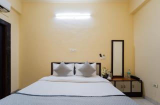 Hotel Triple Three By Aditya Inn - 4