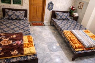 ALZAHIR Hostel Bharakahu near Quaideazam university - 5