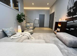 Fresh Modern Suite, Close to City Hotspots - 6