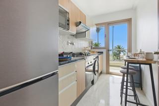 New Luxury Apartment 103sqm with Sea View Unlimited Wi-Fi Optical Fiber - 2