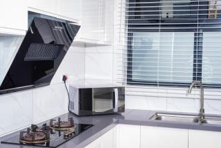 7th Heaven Apartments - 6