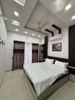 Arranyaa retreatt- Girrafe's gallery - 5