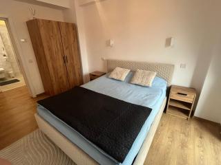 BB Central Apartment with Free Parking - 8