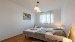 Apartment Giulia with Sea View in Novigrad - 1