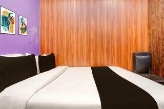 SPOT ON Hotel Emerald - 4