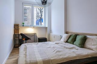 Modern Warsaw Apartment on Zlota Street next to central station by P&M - 8