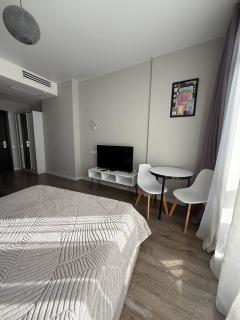 Studio in White Sails - 1