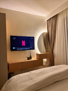 The Harmonia Residence by Luxury Stay - 7