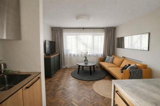 The Central Spot - 9