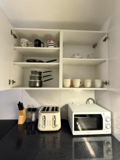 TOTTENHAM URBAN HAVEN 5 guest 2 br Home - 4