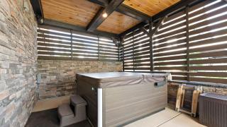 Black Bear Lodge by AvantStay - 6