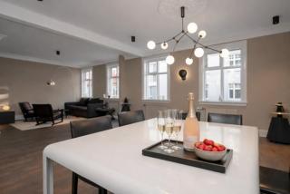 Spacious 2BR Premium Stay in City Center - 0