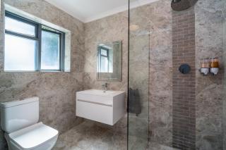 Hout Bay Gem - Elise Way - 8