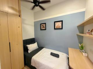 Homely 7PX Emporis KD, Near IOI Mall, Segi Uni, Thompson Hospital & MRT KD - 7
