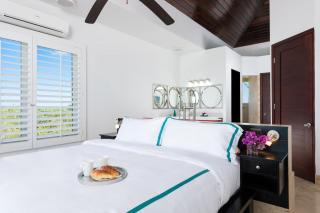 Miami Vice One 1BR Romantic Ocean & Bay Escape - 9