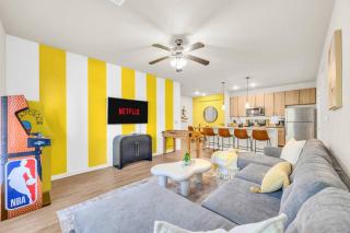 3BR Family Suite with Games & Pool - 3