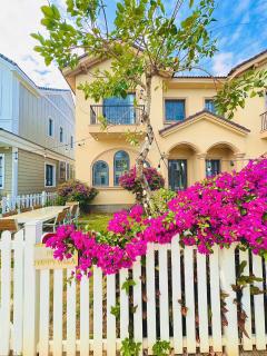 Homestay villa nội thất đẹp Novaword Phan Thiết - 0