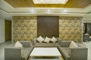 Collection O Bairagarh Railway Station Formerly Hotel OM Palace - 6