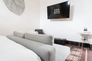 AmazINN Places Rooftop and Jacuzzi VII - 5