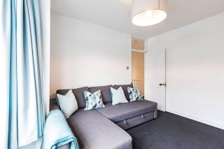 Modern South Wimbledon Retreat - 4