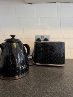 Month Stays Central 3 bed Three Bedroom House by Brookland Stays Serviced Accommodation & Short Lets in Preston with Free WiFi - 6