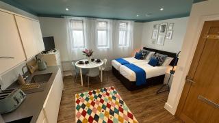 Beautiful Studio Flat - 9