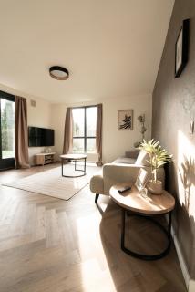 Goldenescape 6P Vip huis met Royale tuin en hottub 110 - 8