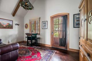 The Manor Haus at Messina Hof Hill Country Winery-Presidents - 6