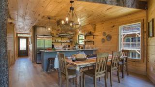 Birch Lodge by AvantStay Indoor Pool Theater Game Room Stunning Views - 7