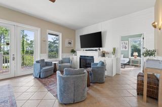 Luxury Renovated Bayview Home w/ Private Pool & Resort Amenities | St. George Island - 1