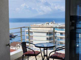 Amazing Sea View Apartment - 4