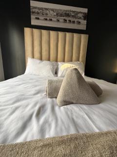 The Precinct Luxury Apartments - 7