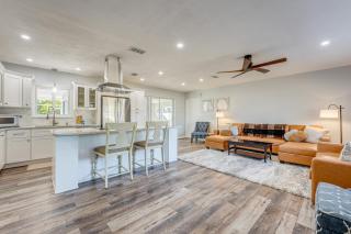 2 Mi to Beach Updated Seminole Home with Fire Pit - 3