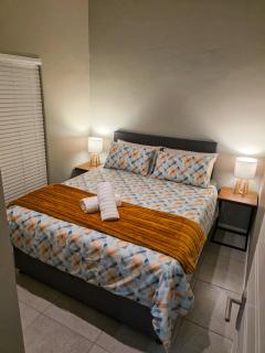 West Coast Apartment 85 - 3
