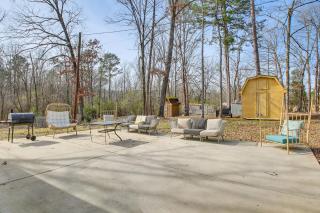 Benton Getaway on 1 and Acres with Easy Freeway Access - 9