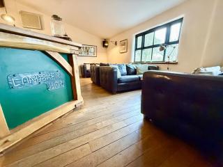 Exclusive Vineyard Estate for 18 Guests - 8