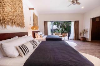 La Veleta Hotel - Tropical Escape - Pool View - 5