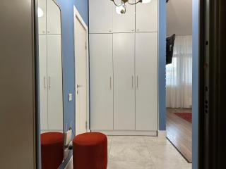 Яркая двухкомнатная Urban Classic напротив Мега центра - 6