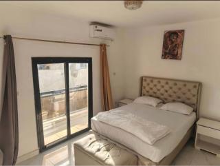 Appartement 2 chambres salons meublés sacré cœur3 - 8