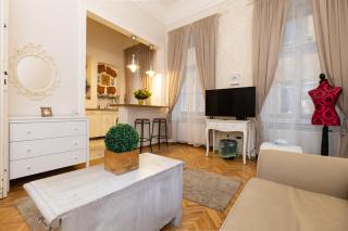 Cozy Vintage flat by the Basilica - 3